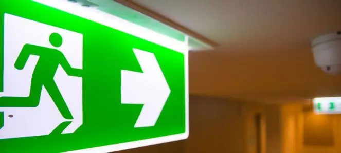 إشارات وعلامات السلامة